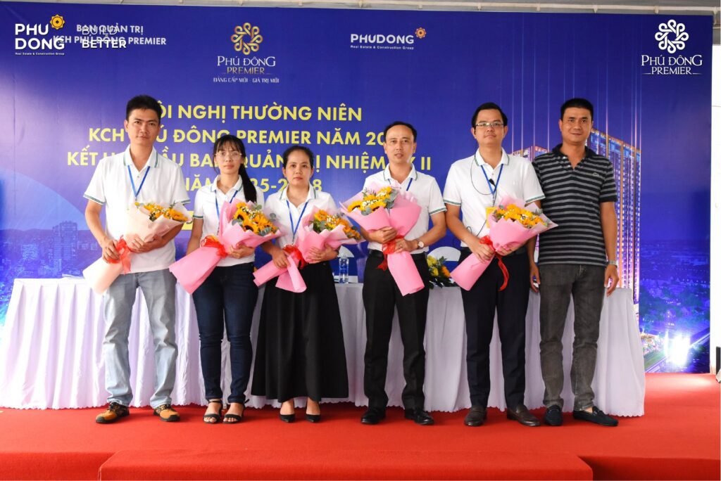phu dong premier